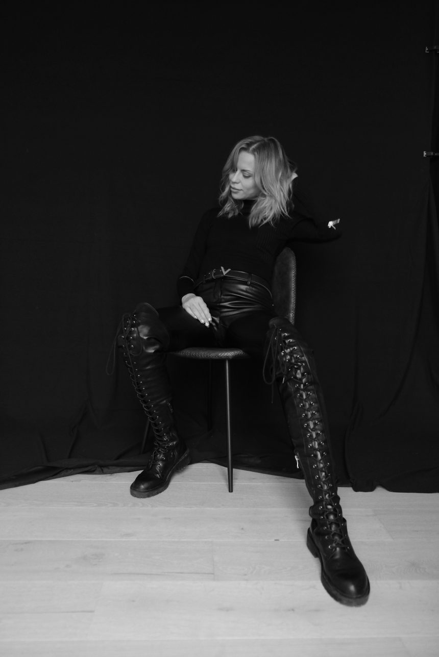 Following Her Father Footsteps, Jay Medvedeva Makes Her Mark In The Music Industry