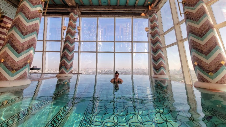 Viva Las Vegas: Unleash Your Inner Indulgent Side with Nadia Bess’ Ultimate Friends Trip Guide